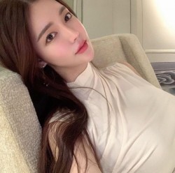 홍영*