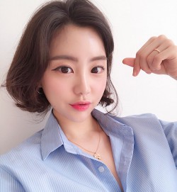 김민*